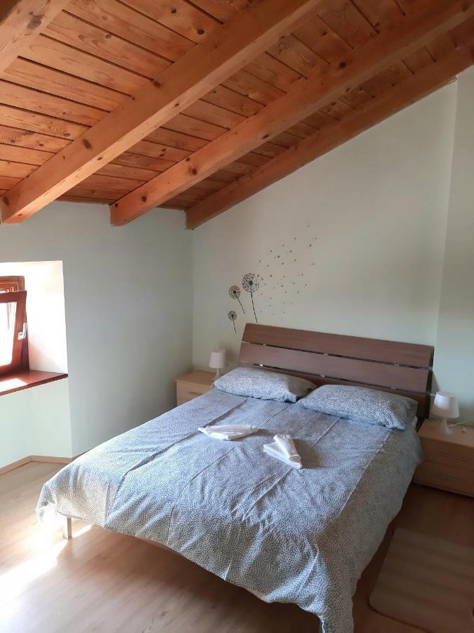 Villa Casa Girasole Buje Exterior foto